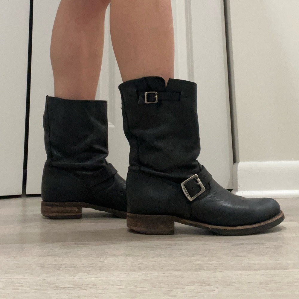 Frye Veronica Short Booties Black
